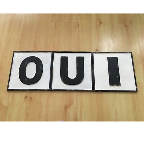 French “OUI” B&W Letters Sign Wall Art - Picture 3 of 5